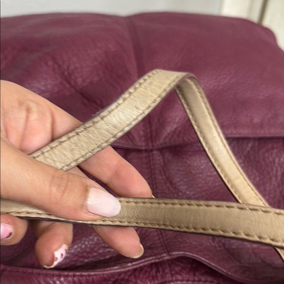 Preloved Elegant Burgundy Leather Tote Bag Micheal Kors - Picture 5 of 13